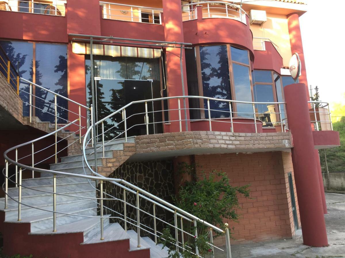 Hotel Moris Kryemëdhej Exterior foto
